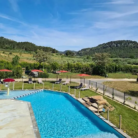 Safaritent Glamping De L'olivigne خيمة فخمة *